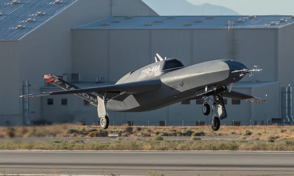 تم تجاوز عتبة حرجة: طائرة YFQ-48A Talon Blue تكمل أول رحلة ذاتية القيادة لها