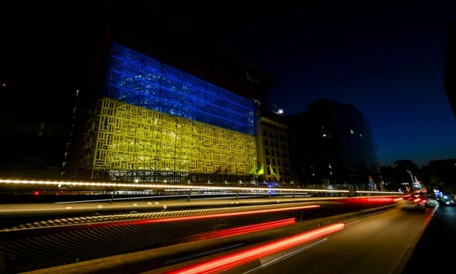 A Billion-Dollar Military Move from the European Union to Kiev: Direct Funding to the Defense Industry